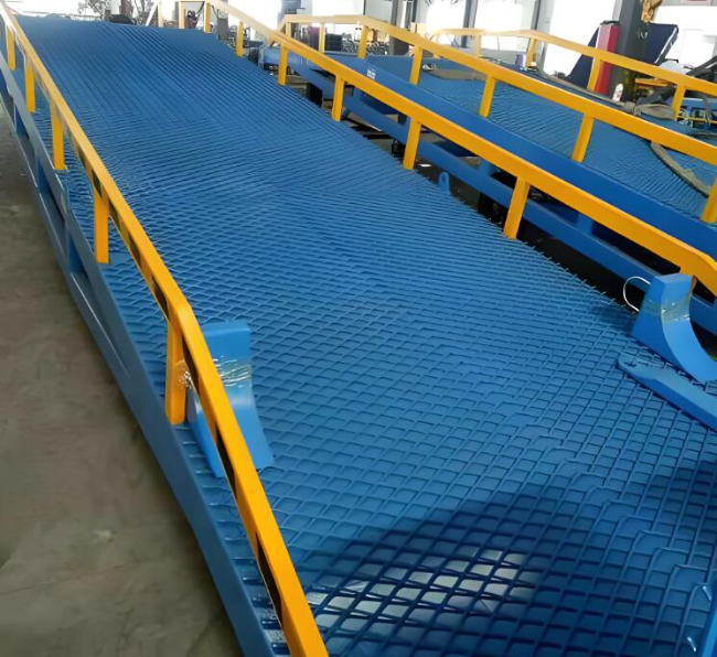 北林移动式液压登车桥